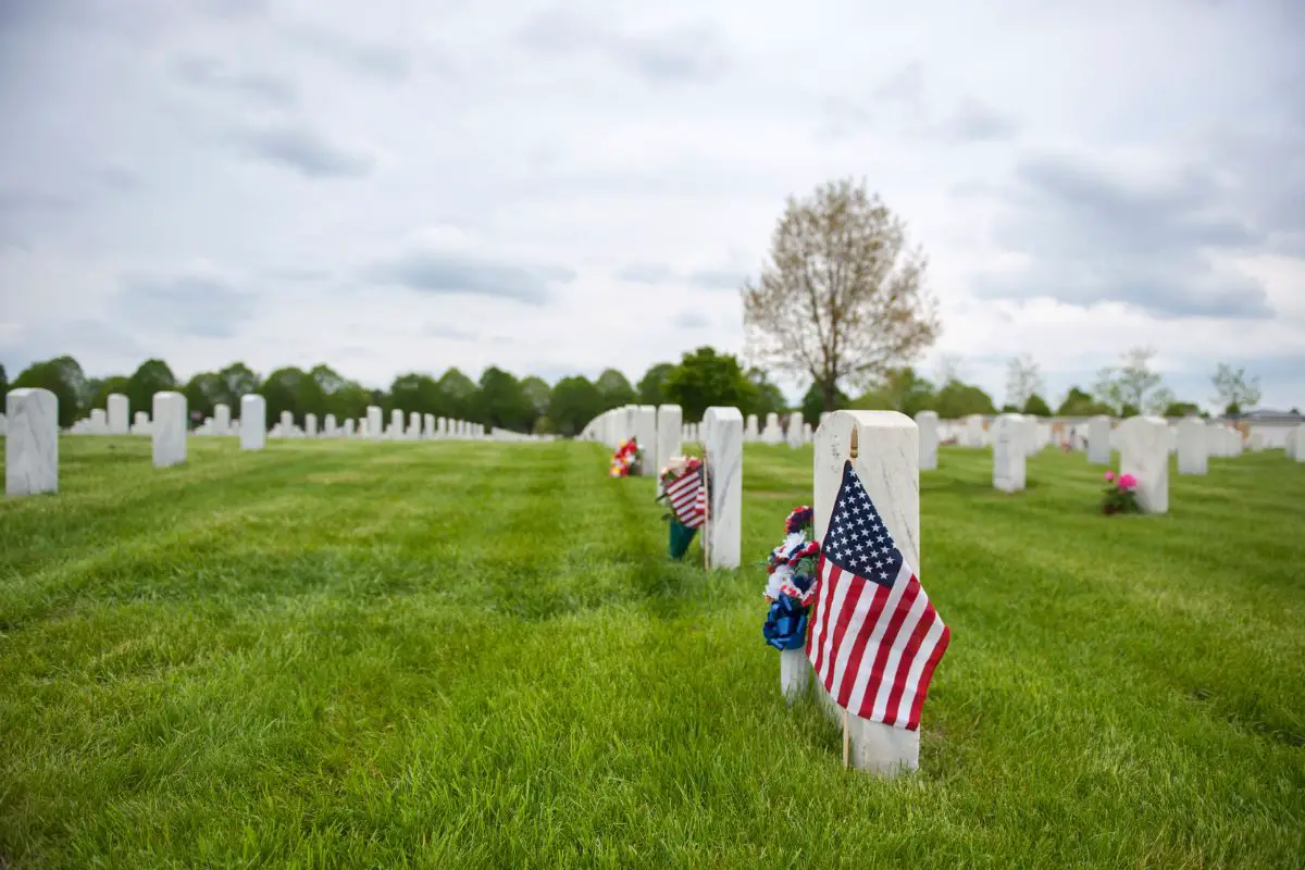 Get A Military Headstone Are Headstones Free For Veterans?