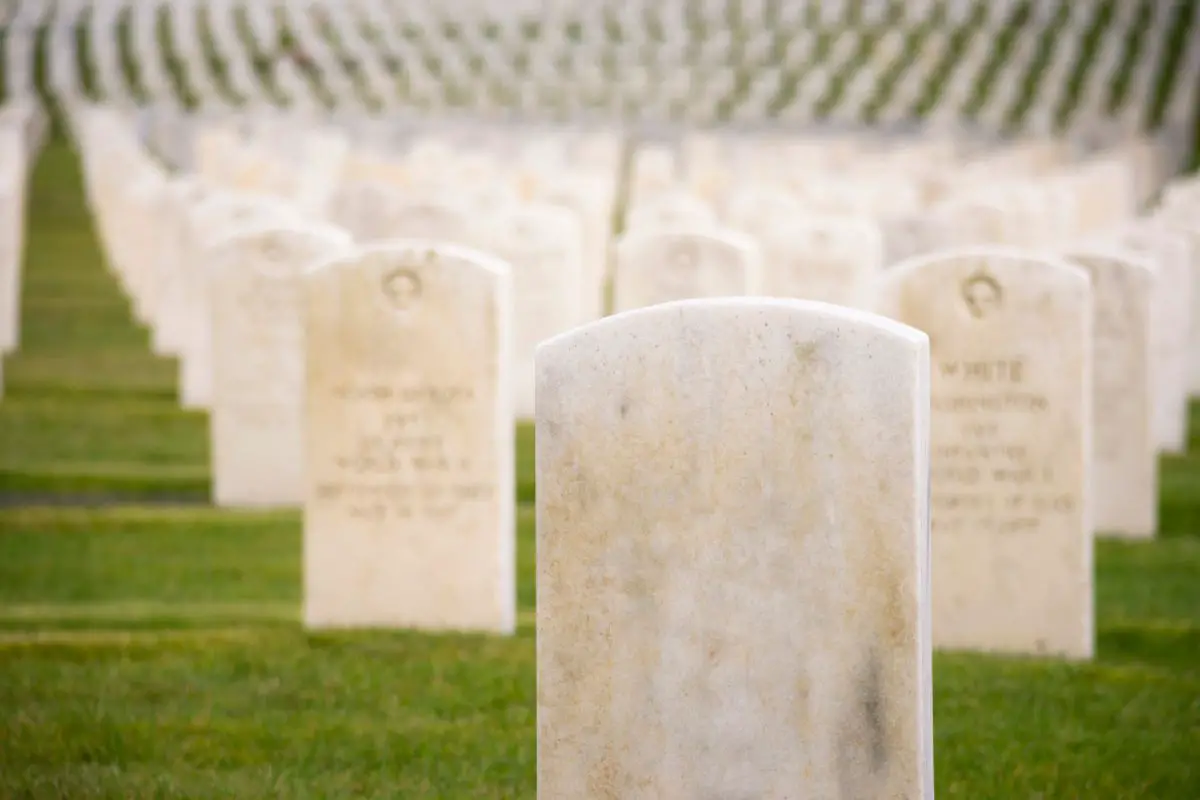 How To Clean Military Grave Markers (Cleaning Veterans Headstones At