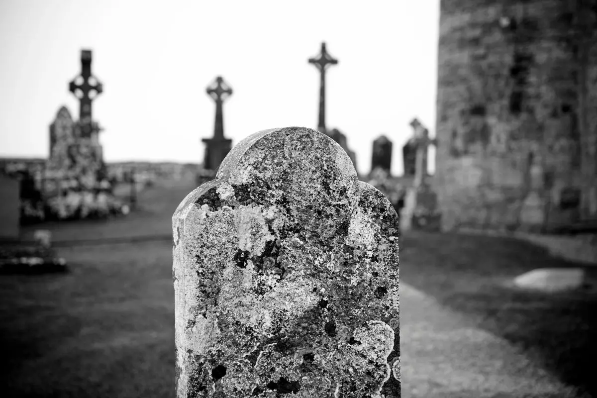 What Causes A Headstone To Turn Black?